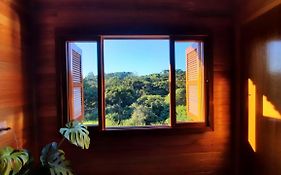Cabana Do Lago com vista para Lago São Bernardo